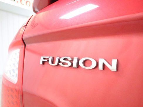 Used 2011 Ford Fusion SEL w/ 302A Rapid Spec Order Code image 20