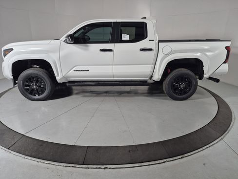 New 2026 Toyota Tacoma SR5 image 2