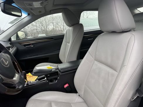 Used 2013 Lexus ES 350 w/ Luxury Pkg image 8