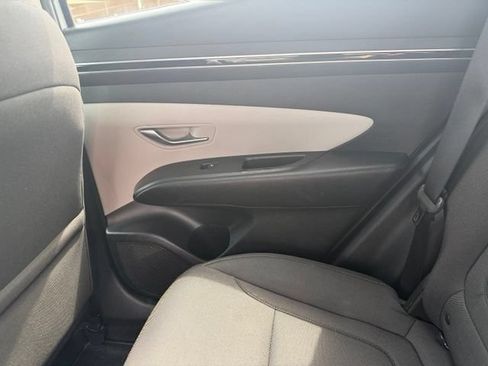 Used 2022 Hyundai Tucson SEL AWD/4WD image 16