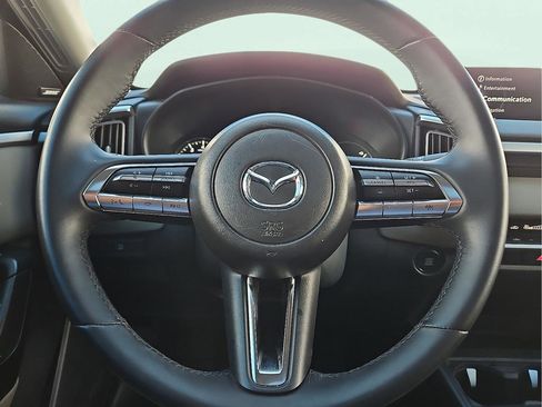 Used 2025 MAZDA CX-50 AWD 2.5 S w/ Premium Package image 17