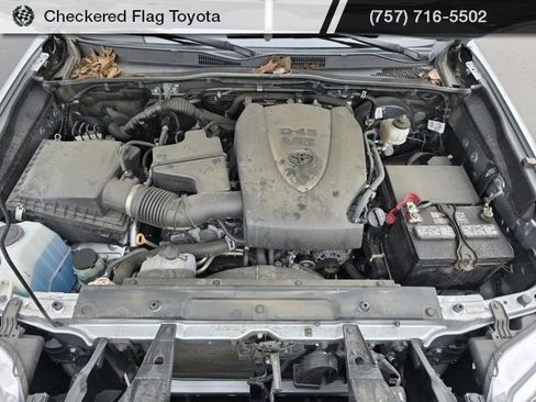 Used 2022 Toyota Tacoma SR5 image 15