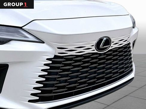 Used 2024 Lexus RX 350 FWD w/ Convenience Package image 27