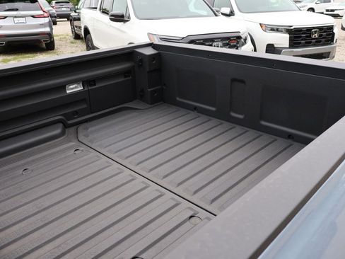 New 2026 Honda Ridgeline Black Edition image 17