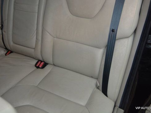 Used 2007 Volvo V70 2.4 FWD image 25