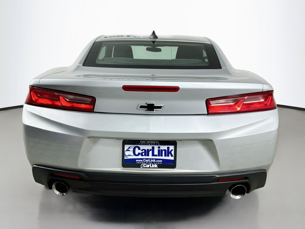 Used 2017 Chevrolet Camaro LT RWD image 5