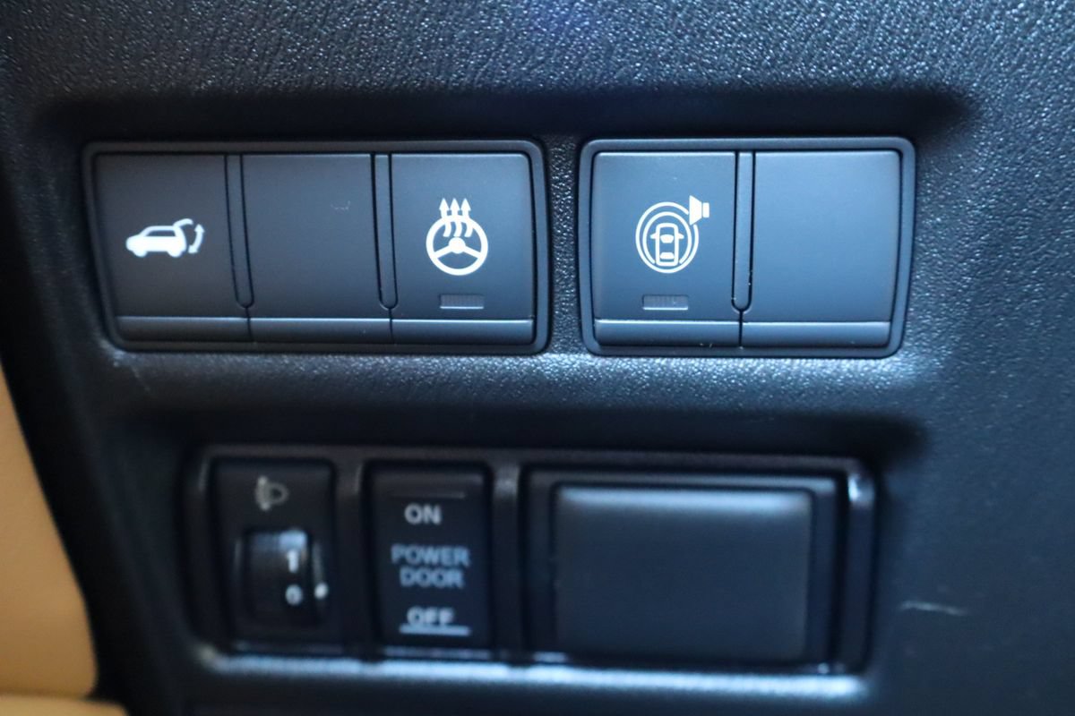 Used 2018 Nissan Armada Platinum w/ Captain Seat Package AWD/4WD image 31