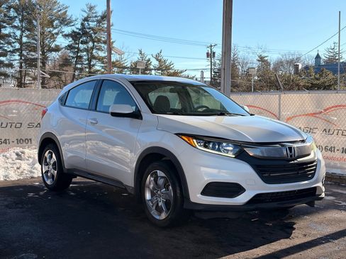 Used 2022 Honda HR-V LX image 6