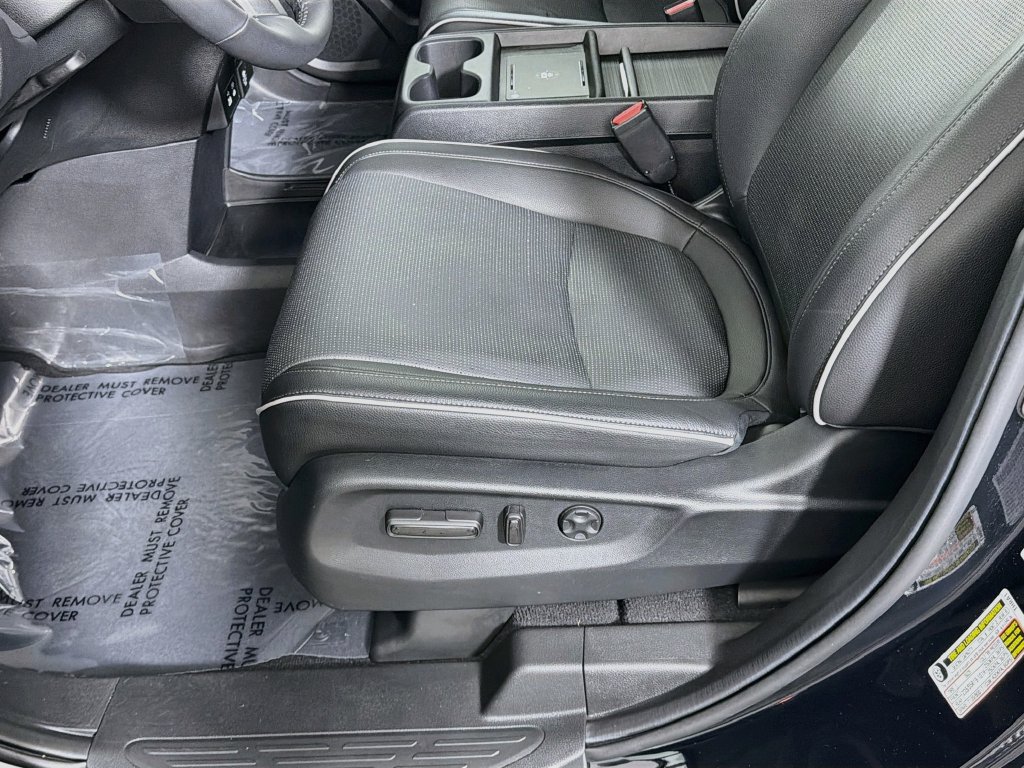 Used 2026 Honda Odyssey Elite image 19