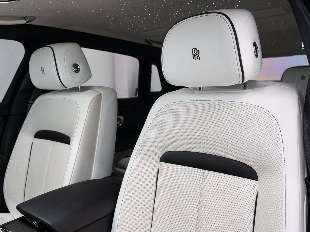Certified 2023 Rolls-Royce Ghost Extended Wheelbase w/ Ghost Package AWD/4WD image 16