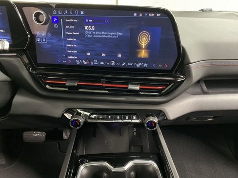 Used 2024 Chevrolet Silverado EV RST image 23