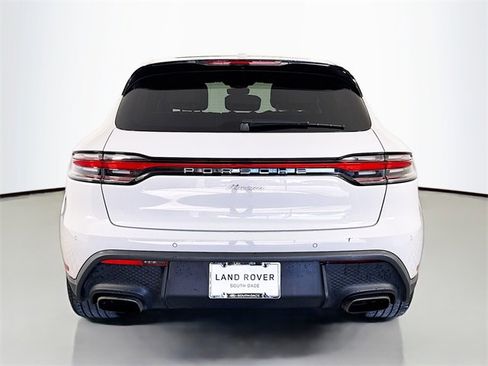 Used 2024 Porsche Macan image 6