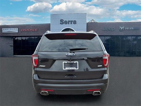 Used 2017 Ford Explorer Sport w/ Equipment Group 401A image 5