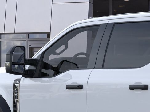 New 2026 Ford F450 XL w/ XL Chrome Package RWD image 52