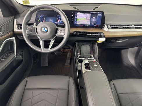 Used 2025 BMW X1 xDrive28i w/ Convenience Package AWD/4WD image 5