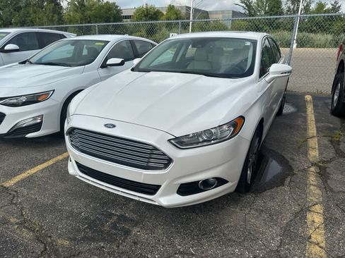 Used 2016 Ford Fusion Titanium FWD image 19