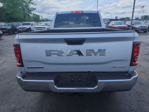 Used 2026 RAM 2500 Big Horn AWD/4WD image 4