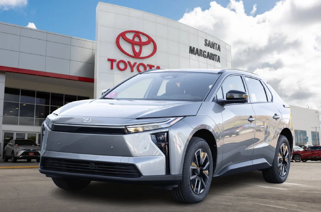 New 2027 Toyota bZ FWD image 1