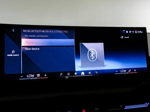 Used 2025 BMW 530i RWD image 34