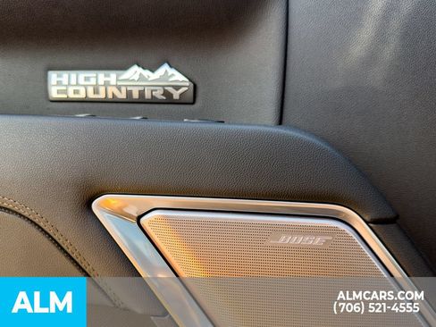 Used 2024 Chevrolet Silverado 1500 High Country w/ Midnight Edition AWD/4WD image 17