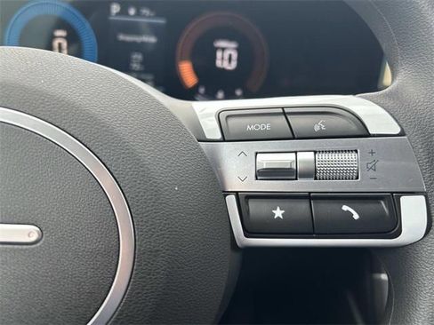 New 2026 Hyundai Tucson SE image 9