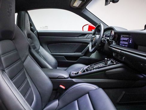 Certified 2024 Porsche 911 Carrera 4 GTS image 17