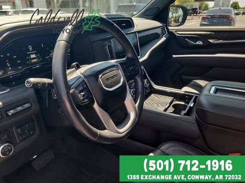 Used 2024 GMC Yukon XL Denali w/ Denali Reserve Package AWD/4WD image 9