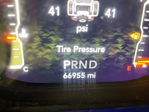 Used 2018 Jeep Wrangler Unlimited Sport S image 18