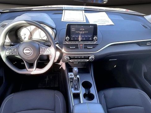 Certified 2025 Nissan Altima 2.5 S image 14