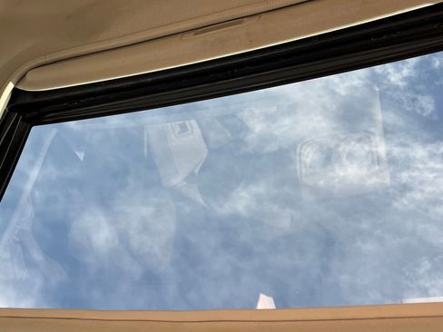 Used 2016 Subaru Outback 2.5i Limited image 16