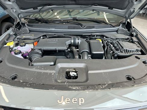 New 2026 Jeep Cherokee Overland w/ Advanced Pro Tech Group AWD/4WD image 29