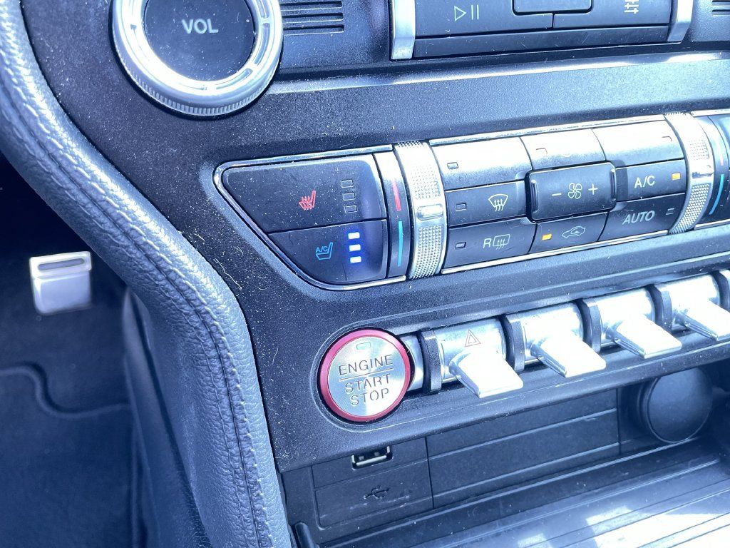Used 2020 Ford Mustang Premium RWD image 17