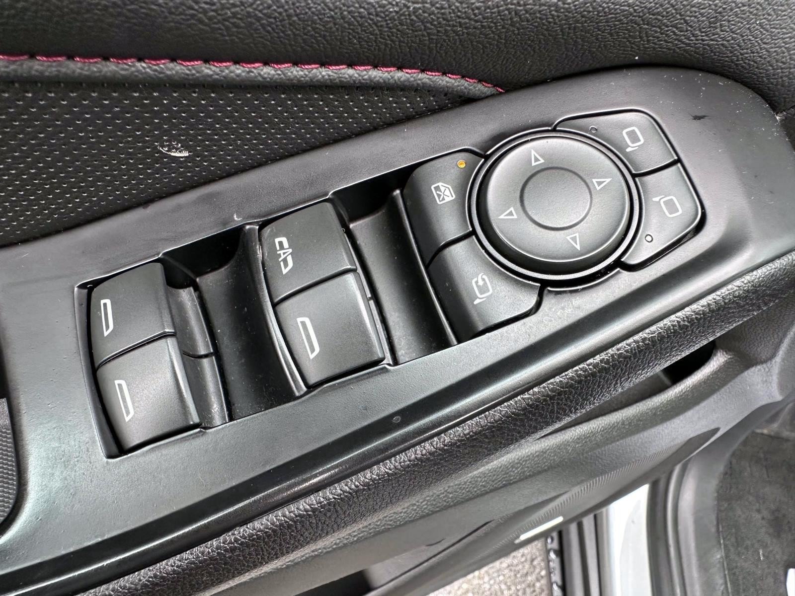 Used 2023 Chevrolet Traverse RS AWD/4WD image 9
