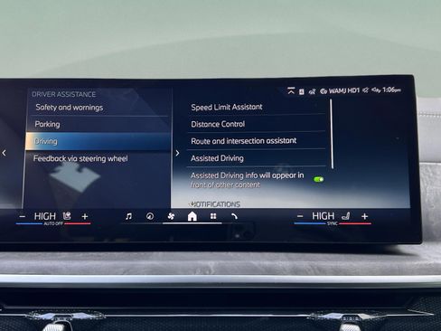 Used 2026 BMW X5 xDrive50e w/ Executive Package image 20