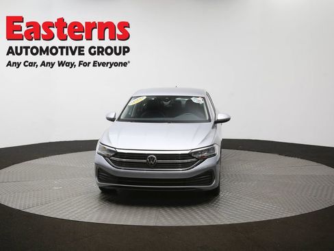 Used 2024 Volkswagen Jetta SE image 51