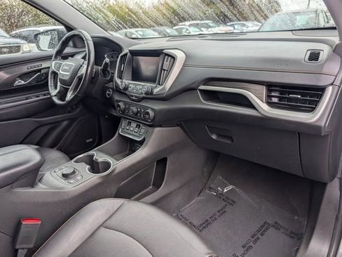 Used 2018 GMC Terrain SLT w/ Infotainment Package II image 21