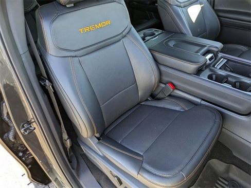 New 2025 Ford Expedition Tremor image 35