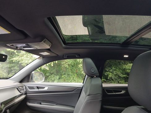 New 2026 Volkswagen Atlas Cross Sport SEL R-Line image 21