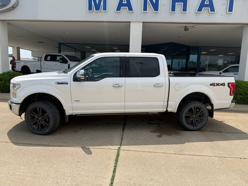 Used 2015 Ford F150 Lariat w/ Equipment Group 502A Luxury AWD/4WD image 9