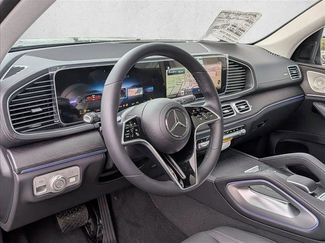 New 2026 Mercedes-Benz GLS 450 4MATIC video 3