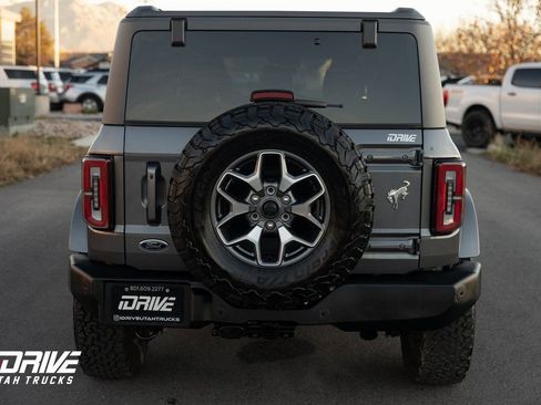 Used 2021 Ford Bronco Outer Banks image 11