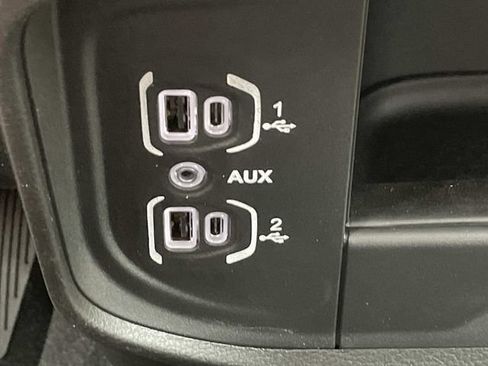 New 2026 RAM 2500 Tradesman AWD/4WD image 32