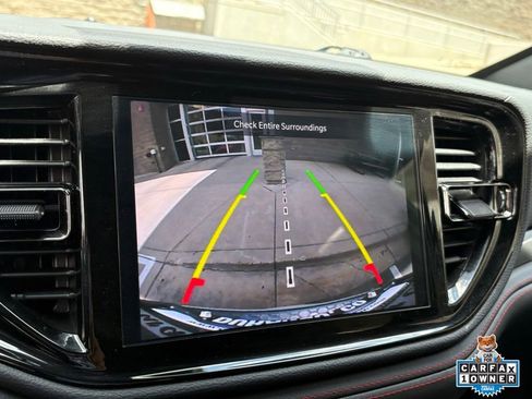 Used 2025 Dodge Durango GT AWD/4WD image 19