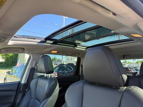 Used 2019 Subaru Ascent Limited AWD/4WD image 17
