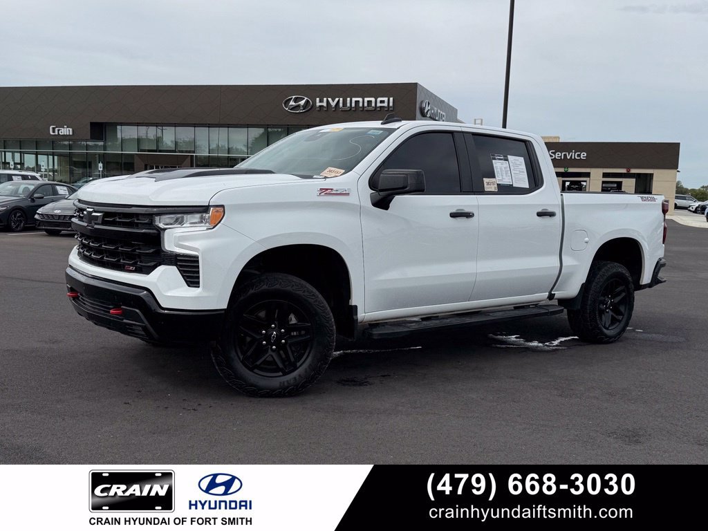 Used 2024 Chevrolet Silverado 1500 LT Trail Boss w/ Protection Package AWD/4WD image 1