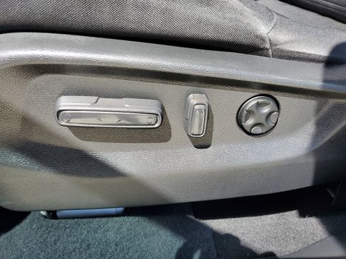 Used 2022 Honda CR-V EX image 16