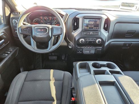 Used 2024 GMC Sierra 3500 Pro w/ Convenience Package image 10