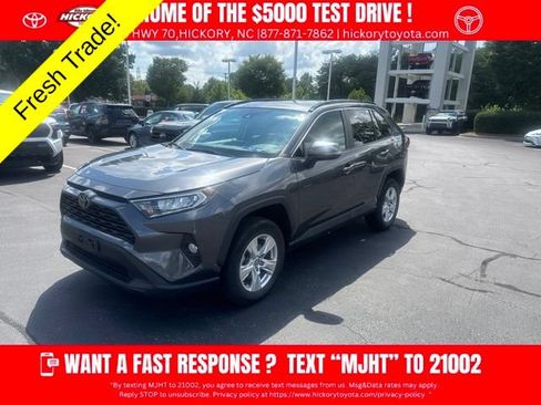 Used 2020 Toyota RAV4 XLE w/ Convenience Package AWD/4WD image 1