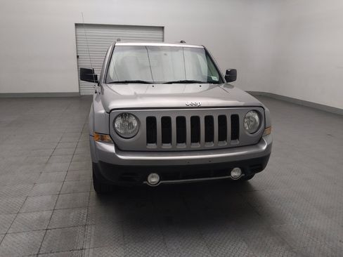 Used 2016 Jeep Patriot High Altitude FWD image 14