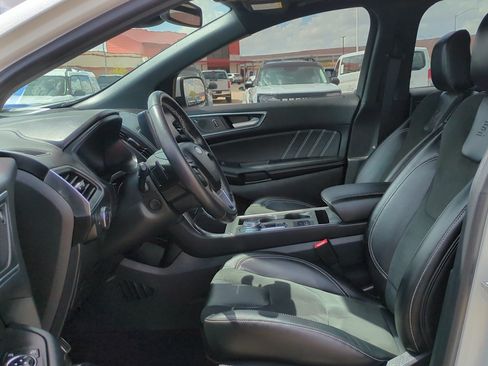 Used 2022 Ford Edge ST w/ Equipment Group 401A AWD/4WD image 17